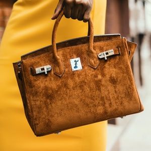 Meet your Posher, Taylor